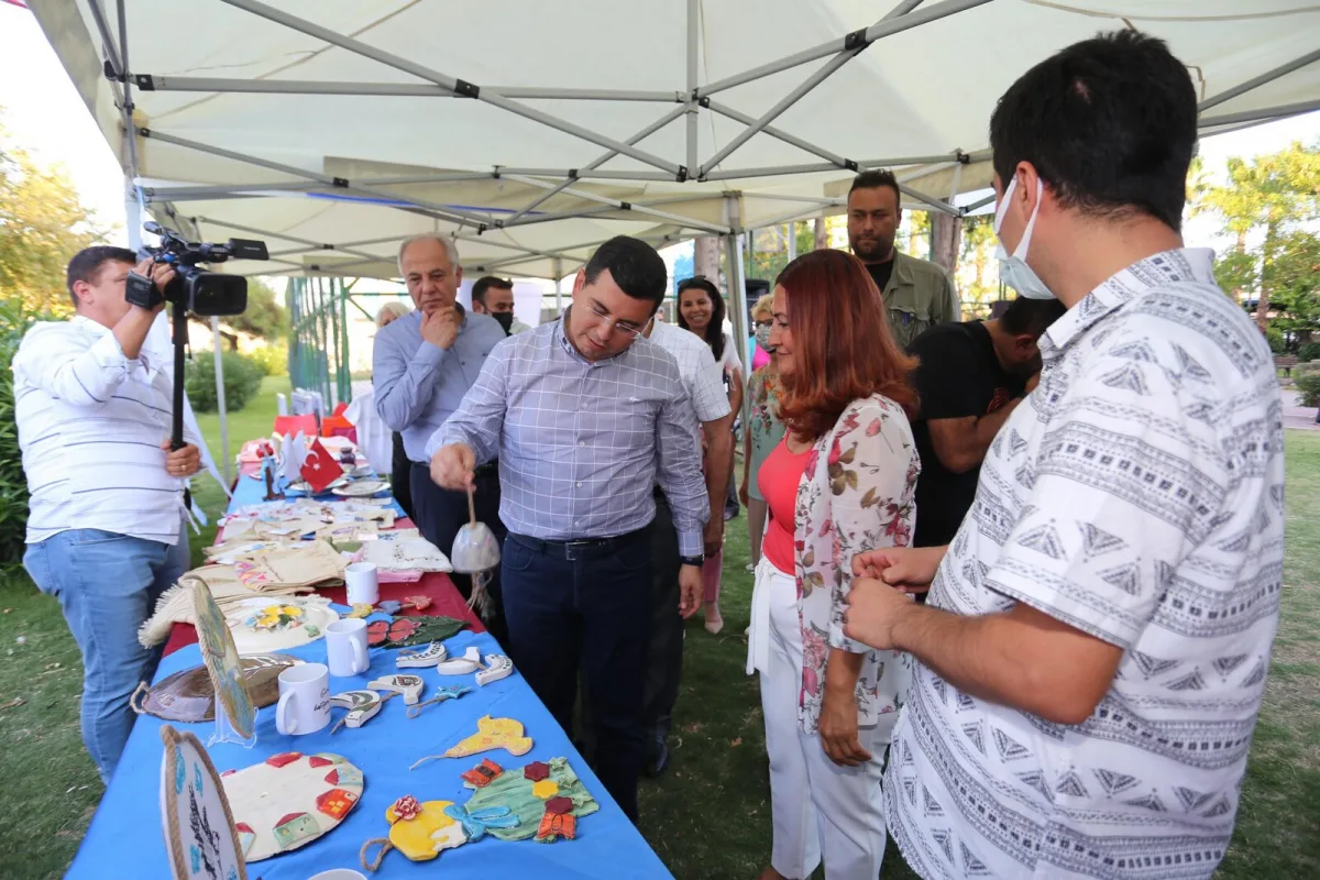 Sevgilerin ekildiği atölyeden muhteşem sergi