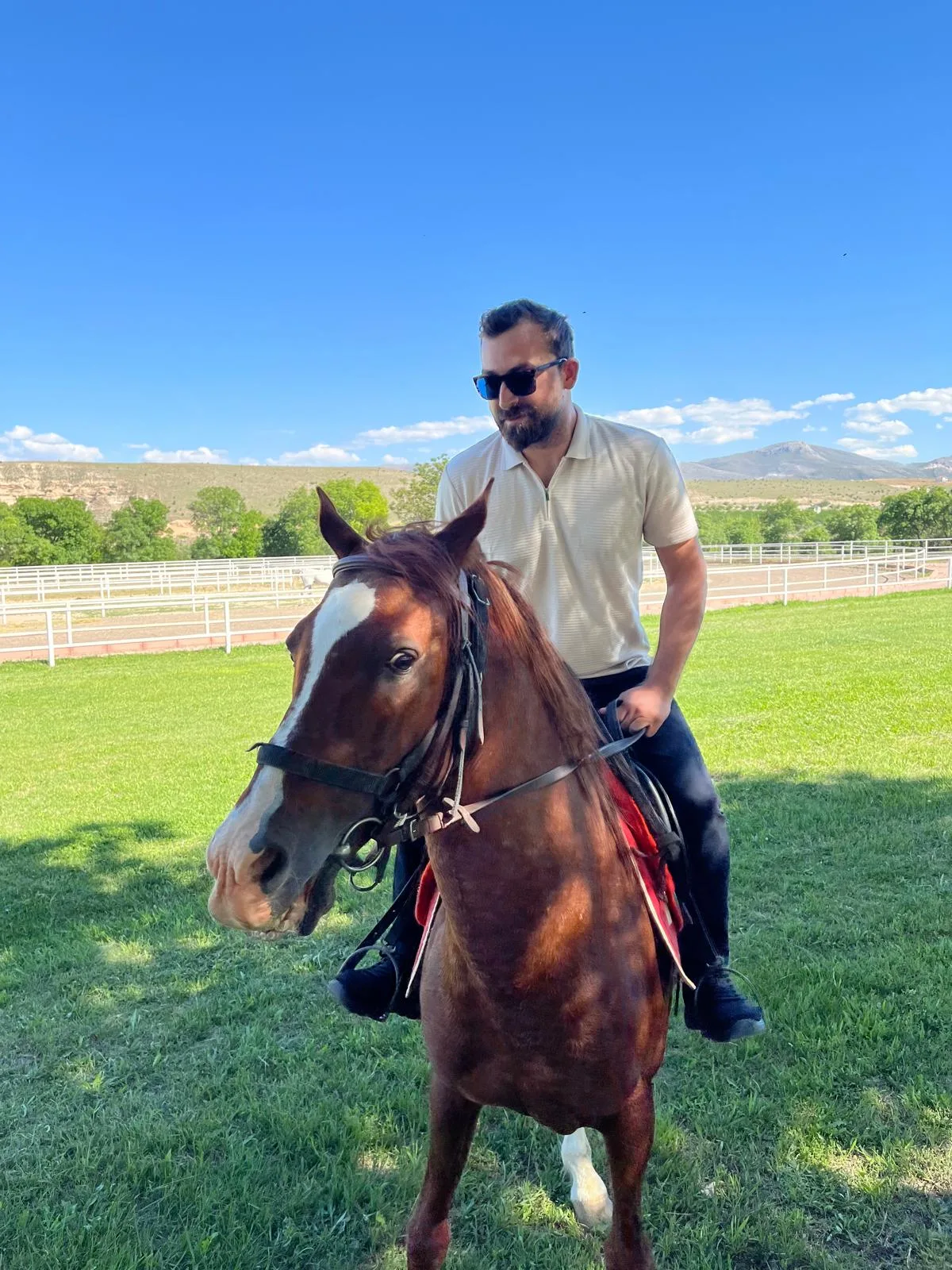 Eren Canak’tan 1 Mayıs Emek ve Dayanışma Günü Mesajı