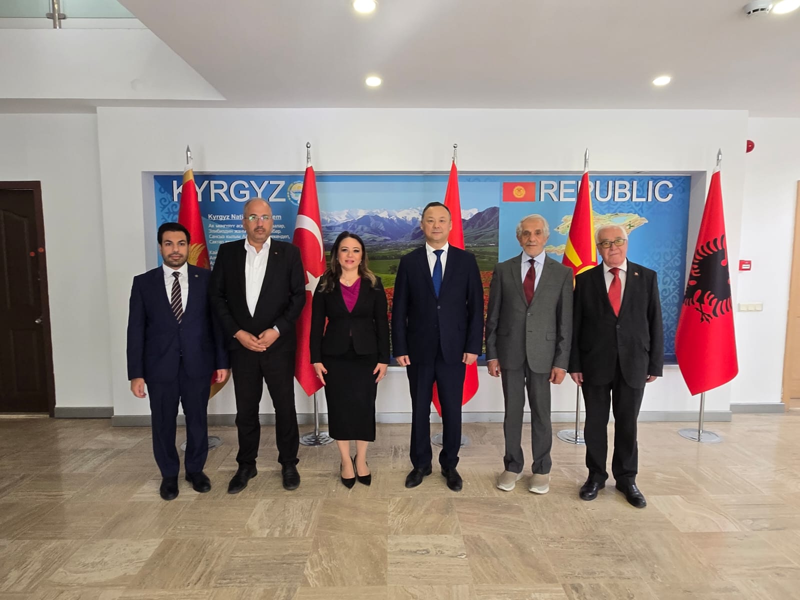 Prof. Dr. Aysun Bay, Kırgızistan Büyükelçisi Kazanbaev ile sağlık turizmi odaklı iş birliği görüşmesi yaptı