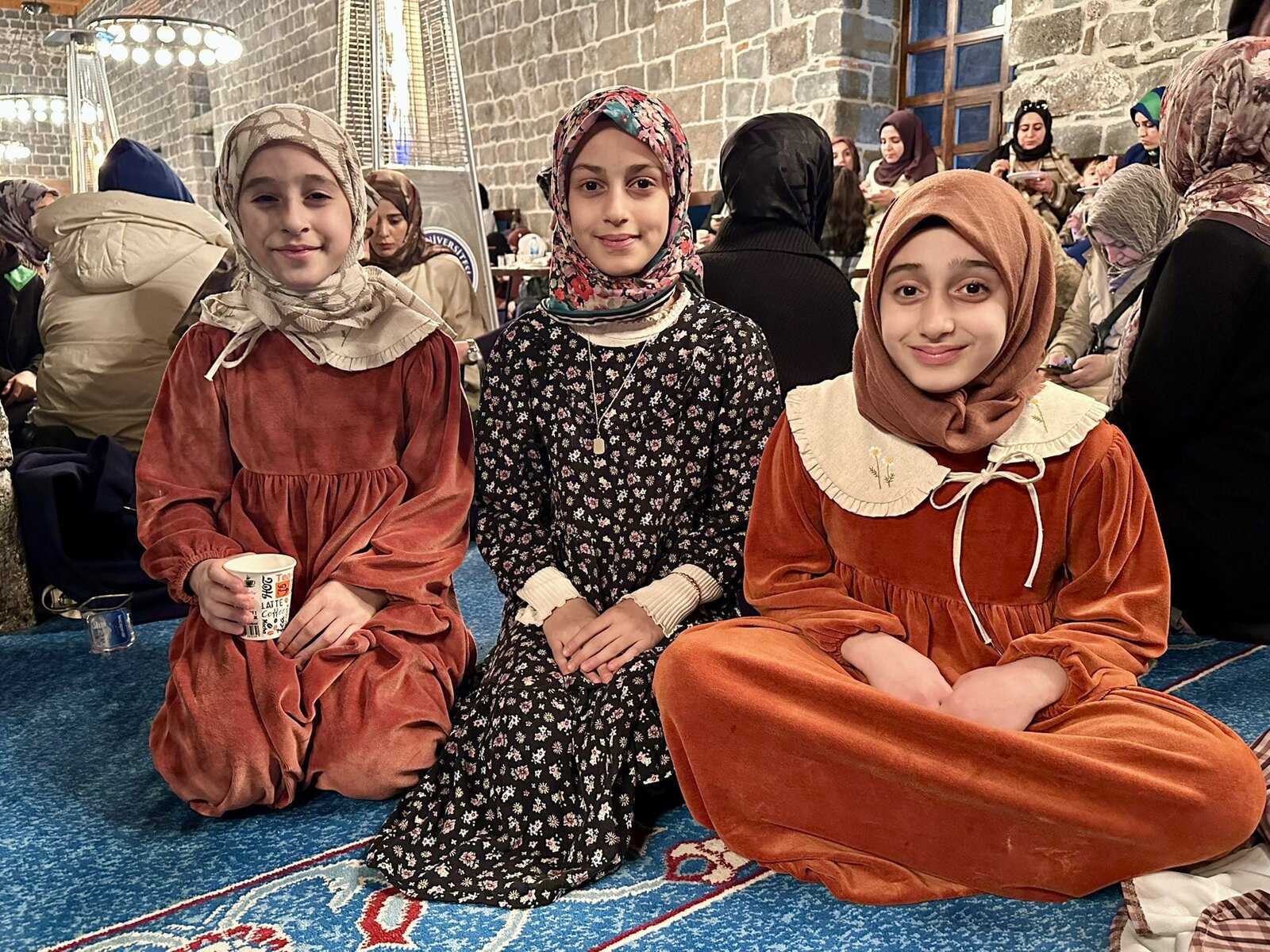 DİCLE ÜNİVERSİTESİ'NİN RAMAZAN HASBİHALLERİNE İLGİ PATLAMASI