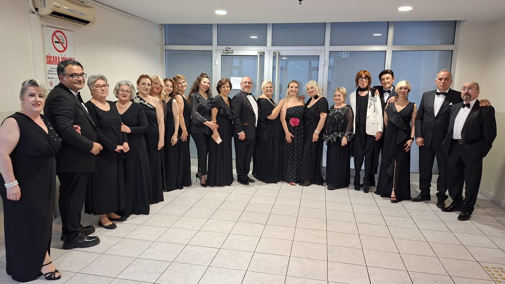 Nağmelerle Yarım Asır Konserine Büyük İlgi
