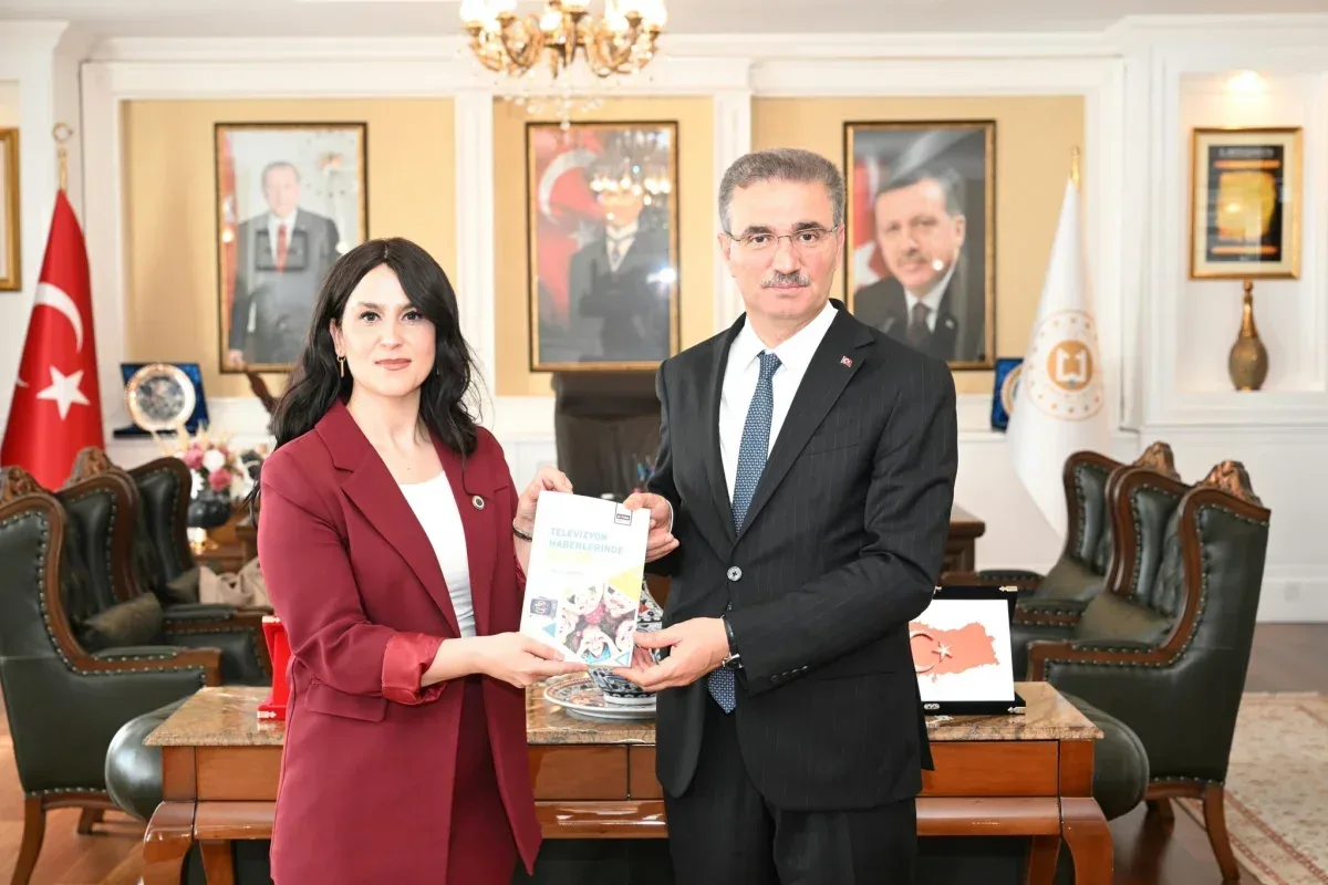 Gazetecilik Bölüm Başkanı Köseoğlu’ndan Vali Baruş’a ziyaret