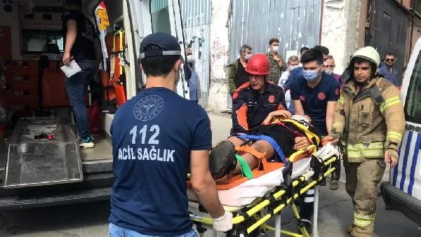 Kaçan kuşunu yakalamak isteyen çocuk 5 metre yükseklikten düştü