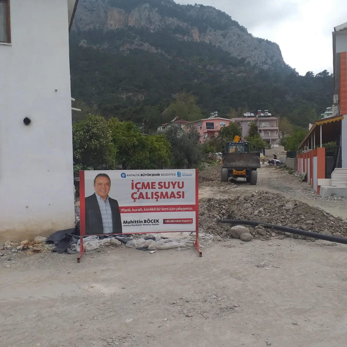 Göynük Mahallesi'nde yeni imara açılan bölgelere içme suyu şebekesi