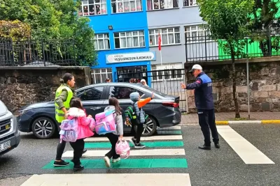 Okul giriş çıkışlarına zabıta ekibi desteği